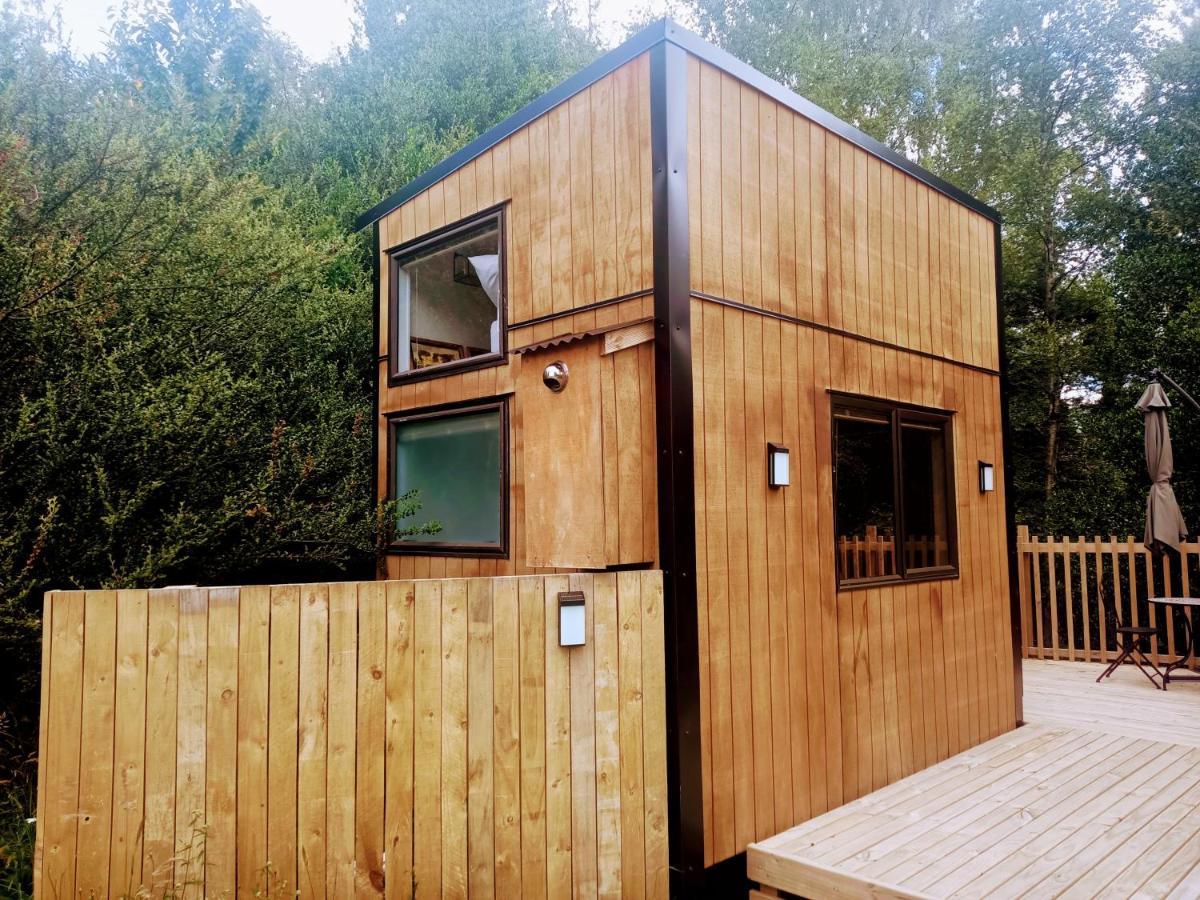 Tiny House In The Bush - A Minute From Town Centre Ruapehu Unique Stays Raetihi Bagian luar foto